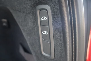 Volvo XC90 Volvo XC90 2.0 T8 TE AWD Insc. | Bower & Wilkins Audio | Luchtvering | Schu - afbeelding nr 10