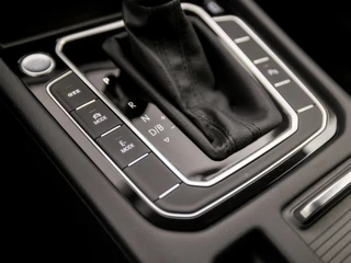 Volkswagen Passat Volkswagen Passat Variant 1.4 TSI PHEV GTE Business 218Pk Automaat (DRAADLOOS APPLE CARPLAY, GROOT NAVI, CLIMATE, LEDER/ALCANTARA, TREKHAAK, STOELVERWARMING, CAMERA, ADAPTIVE CRUISE, KEYLESS, NIEUWSTAAT) - afbeelding nr 28