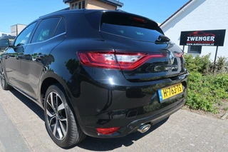 Renault Mégane Renault Megane 1.3 TCe Bose 160PK|NAVIGATIE|CAMERA|CARPLAY|DODEHOEK|KEYLESS|RIJSTROOK|STOELVERWARMING - afbeelding nr 42