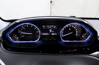 Peugeot 2008 Peugeot 2008 1.2 PureTech Allure donkergrijs automaat - afbeelding nr 15