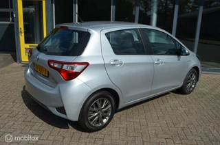 Toyota Yaris Toyota Yaris 1.5 VVT-i Dynamic Hybrid - afbeelding nr 4