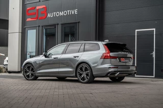 Volvo V60 Volvo V60 2.0 T6 340PK AWD R-Design Head Up|360|Pano|Bomvol! - afbeelding nr 5