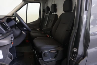 Ford Transit Ford Transit 310 2.0 TDCI L2H2 Trend  Airco Bluetooth Camera Cruise Control Navigatie - afbeelding nr 2