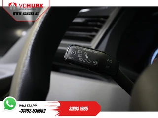 Volkswagen Transporter Volkswagen Transporter T6.1 2.0 TDI DEMO BPM VRIJ! Carplay/ Cruise/ LMV/ Sidebars/ PDC/ Airco - afbeelding nr 15