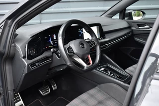 Volkswagen Golf | Panoramadak | ACC | Matrix-LED | Stoel + Stuurverwarming | CarPlay | - afbeelding nr 18