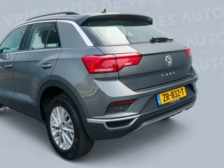 Volkswagen T-Roc Volkswagen T-Roc 1.0 TSI 116pk Style | Navigatie | Achteruitrijcamera | Winterpakket - afbeelding nr 35