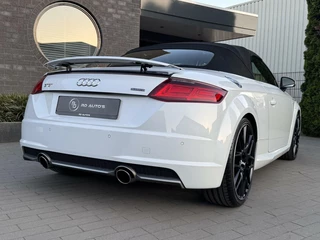 Audi TT Audi TT Roadster 2.0 TFSI Quattro S-Line B&O Virtual Stoelverwarming - afbeelding nr 17