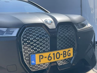 BMW iX BMW iX xDrive50 High Executive 112 kWh Laser B&W Pano.dak Trekhaak M-sport - afbeelding nr 13