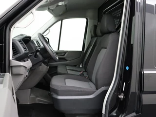 Volkswagen Crafter Volkswagen Crafter 2.0TDI 140PK L3H3 | 3000Kg Trekhaak Afneembaar | Camera | Airco | Betimmering | 3-Persoons - afbeelding nr 18