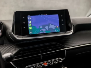 Peugeot 208 Peugeot 208 1.2 PureTech Sport (APPLE CARPLAY, GROOT NAVI, 360 CAMERA, LM VELGEN, SPORTSTOELEN, LANE ASSIST, LED KOPLAMPEN, PARKEERSENSOREN, NIEUWE APK, NIEUWSTAAT) - afbeelding nr 25