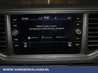 Volkswagen Crafter Volkswagen Crafter 2.0 TDI 141pk L3H2 L2H1 Euro6 Airco | 3000kg Trekhaak | Camera | Navigatie | Apple Carplay Android Auto, Cruisecontrol, Parkeersensoren, Dakdragers, Bijrijdersbank - afbeelding nr 6