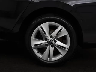 Volkswagen Golf Volkswagen Golf Variant 1.0 TSI Life Business | Stoel & Stuurverwarming |  Memory | Carplay | Adaptive cruise | Sfeerverlichting | PDC - afbeelding nr 34