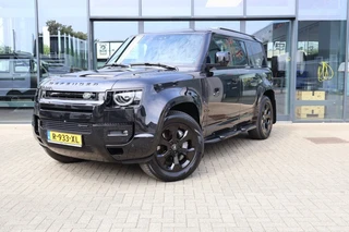 Land Rover Defender 110 Hybrid X-Dynamic S / Luchtvering / Panoramadak / trekhaak.