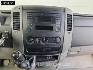 Volkswagen Crafter Volkswagen Crafter 136pk Open Laadbak met Kist Dubbellucht 3,5t Trekhaak Airco Euro6 Tipper Benne Kieper Airco Trekhaak - afbeelding nr 12