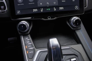 Lynk & Co 01 Lynk & Co 01 1.5 PHEV 261 PK | Panoramadak | 360 graden camera | Cruise contr - afbeelding nr 35