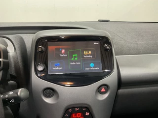 Toyota Aygo Toyota Aygo 1.0 VVT-i x-joy cabrio | CLIMA | APPLE CARPLAY | - afbeelding nr 13