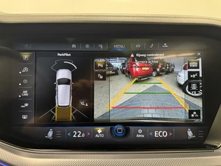 Volkswagen Touareg Volkswagen Touareg 3.0 TSi DSG R-Line 4Motion Navigatie-Pano-Elektr.Trekhaak-Achterasbesturing-Adapt.Cr.Contr-Carplay-Clima-Camera-Stoel/Stuurverwarming-Luchtvering-Headup - afbeelding nr 43