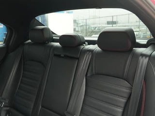 Alfa Romeo Giulia Alfa Romeo Giulia 2.0 Turbo 280 PK Competizione Q4 AWD | Harman | Veloce | 19