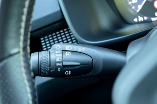 Volvo XC40 Rijklaarprijs-Garantie Leder Interieur Panorama dak Led Camera - afbeelding nr 32
