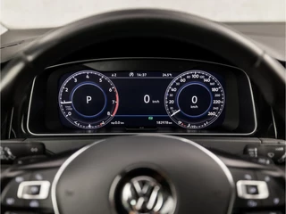 Volkswagen Golf Volkswagen Golf 1.5 TSI R-Line Sport 150Pk Automaat (VIRTUAL COCKPIT, APPLE CARPLAY, GROOT NAVI, CAMERA, LED KOPLAMPEN, ALCANTARA, ADAPTIVE CRUISE, LM VELGEN, DAB+, NIEUWE APK, NIEUWSTAAT) - afbeelding nr 8