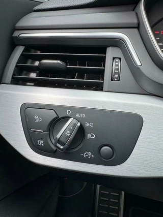 Audi A4 Audi A4 Avant 1.4 TFSI Sport S line black edition Virtual/Alcantara/LED/ZwartOptiek/CarPlay/Stoelverw/Climate/Massagefunctie/Elektr.achterklep - afbeelding nr 16