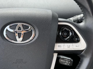 Toyota Prius Toyota Prius 1.8 Dynamic 2e Eigenaar,Navi,Clima,Cruise,Camera,Trekhaak,Elek Ramen,N.A.P,APK Tot 02-2026 - afbeelding nr 14