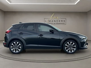 Mazda CX-3 Mazda CX-3 SKYACTIV-G 2.0 120 DYNAMIC 2017 ZWART | Apple CarPlay | Airco - afbeelding nr 2