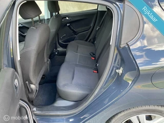 Peugeot 208 Peugeot 208 1.2 PureTech Allure * Pano* Climate * Topper * - afbeelding nr 7