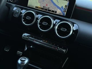 Mercedes-Benz A-Klasse Mercedes-Benz A-klasse 160 Business Sol. AMG | Navi | Camera | Carplay | - afbeelding nr 32