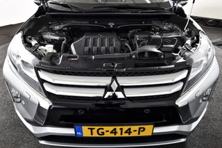 Mitsubishi Eclipse Cross | S/K dak | Adapt. Cruise | Winterpakket | PDC | 360 Camera | App. Connect | DAB |  LM 18