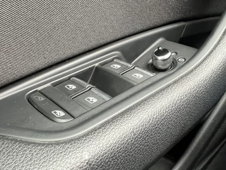 Audi A5 Trekhaak Led Matrix Standkachel Stoelverwarming Sportstoelen Navi on Demand Carplay - afbeelding nr 32