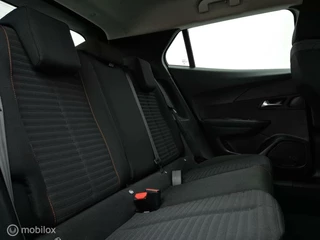Peugeot 2008 PEUGEOT 2008 1.2 PURETECH AUTOMAAT/CAMERA/FULL LED/KEYLESS/CARPLAY/LANE ASSIST/16''LMV - afbeelding nr 49