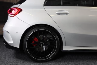 Mercedes-Benz A-Klasse Mercedes-Benz A-klasse 180 AMG 45 Look / AUT / Cruise Control / Camera / F1 Flippers / Navi / Led / Pdc / Xenon / 20 Inch - afbeelding nr 32