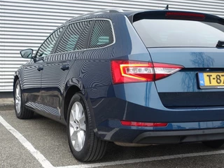 Škoda Superb Škoda Superb Combi 1.5 TSi ACT DSG7 Business Edition Plus I NL-Auto I 100% d - afbeelding nr 23