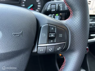 Ford Fiesta Ford Fiesta 1.0 EcoBoost ST-Line B&O Carplay Cruise PDC 17