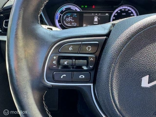 Kia Niro Kia Niro 1.6 GDi PHEV DynamicLine / PHEV  / Hybride  volledig elektrisch rijden 55 km ,  Navigatie / Camera  / Appel Carplay / Android auto , Stoel en stuur verwarming , Parkeerhulp achter , Trekhaak . - afbeelding nr 24