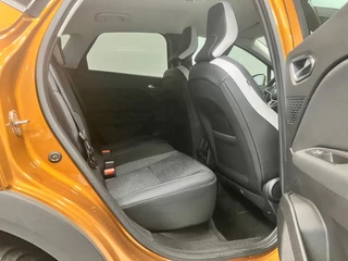 Renault Captur Renault CAPTUR 1.3 TCe 130 Intens | Automaat | LED | Navigatie | Trekhaak | - afbeelding nr 31