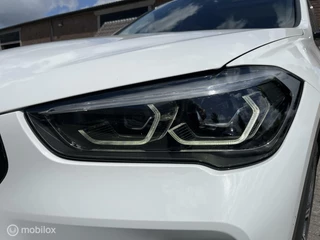 BMW X1 BMW X1 sDrive20i High Executive Edition Head-Up Dak Camera - afbeelding nr 30