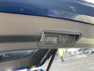 Ford Explorer Ford Explorer 3.0 V6 EcoBoost PHEV ST-Line 457pk Full option | Groot scherm | Massage Stoelen | Trekhaak Afneembaar - afbeelding nr 46