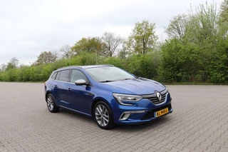 Renault Mégane Estate Renault Megane Estate 1.6 dCi GT-Line bose dab+ android auto apple carplay climate&cruise control trekhaak sfeerverlichting - afbeelding nr 2