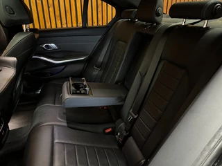 BMW 3 Serie BMW 3 Serie 320e M-SPORT AUTOMAAT/ LEER/ PANORAMADAK - afbeelding nr 17