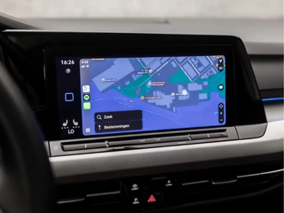 Volkswagen Golf (APPLE CARPLAY, VIRTUAL COCKPIT, GROOT NAVI, KEYLESS, SFEERVERLICHTING, SPORTSTOELEN, STOELVERWARMING, LED KOPLAMPEN, LANE ASSIST, NIEUWSTAAT) - afbeelding nr 29
