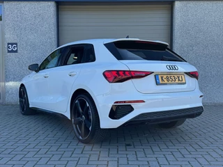 Audi A3 Audi A3 Sportback 35 TFSI 2 x S-line Zwart Optiek/Stoelverw/19 inch/Virtual/Navi/LED - afbeelding nr 2
