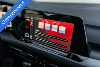 Volkswagen Golf Volkswagen Golf 2.0 TSI GTI Clubsport Pano HK DSG LED - afbeelding nr 42