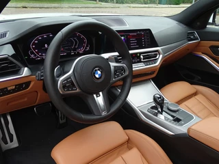 BMW 3 Serie BMW 3 Serie 330i 258PK High Ex. M-Sport / M-Perf. 2019 / LED / *NAP* - afbeelding nr 16