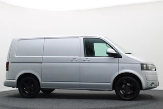 Volkswagen Transporter Airco, Cruise, Trekhaak, Navigatie, Bluetooth, PDC, 18'' - afbeelding nr 19