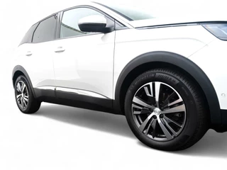 Peugeot 3008 Peugeot 3008 1.2 PureTech 130pk Allure | Navigatie | Half leder | Camera | Privacy glass - afbeelding nr 42