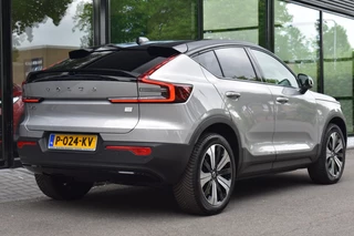 Volvo C40 Volvo C40 Twin Intro Edition 408pk/78kWh AWD | Trekhaak | Getint glas - afbeelding nr 2