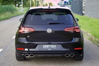Volkswagen Golf Volkswagen Golf 7.5 R 2.0 TSI | Virtual - DCC - Pretoria - afbeelding nr 17