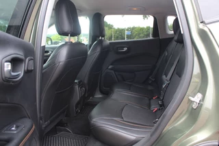 Jeep Compass Jeep Compass 1.4 MultiAir Limited 4x4 / Trekhaak / Camera / Half leder / Navigatie / Keyless / 17'' / Stuurverwarming / DAB / Stoelverwarming / Cruise Control - afbeelding nr 11